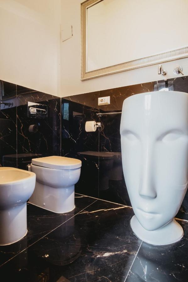 רומא Colosseum Rooms מראה חיצוני תמונה
